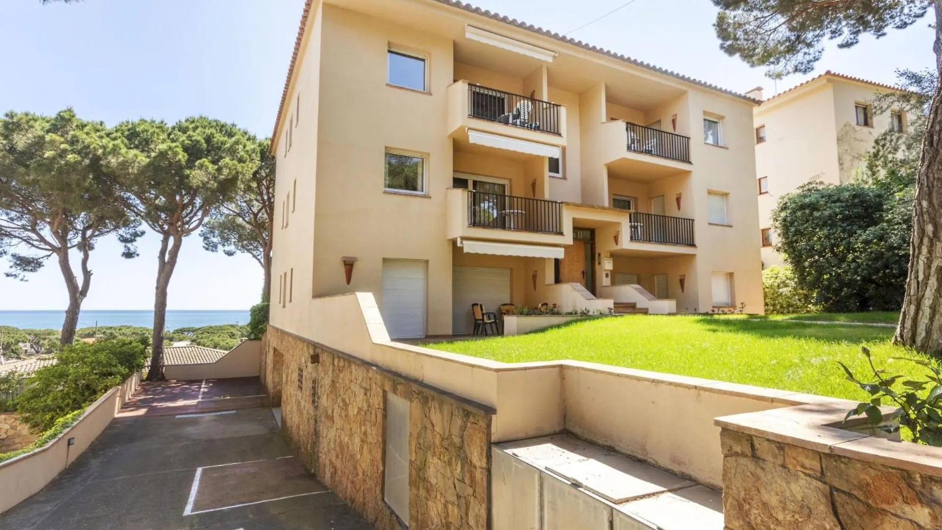 Apartment Melis II By Interhome Pals Espanha